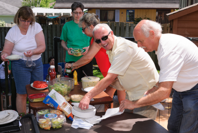 Laurie, Judy, Glenda, Rick and Rick (BBQ after Highland Creek Parade, 2015)
Photo by David Johns
Keywords: 2015