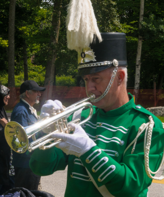 Doug Roblin, Optimists Alumni (Highland Creek Parade, 2015)
Photo by Eric McConachie
Keywords: 2015