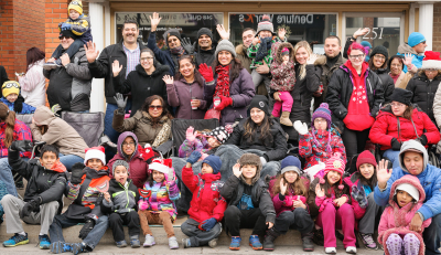 Spectators (Mississauga Santa Claus Parade, 2015)
Photo by David Johns
Keywords: 2015