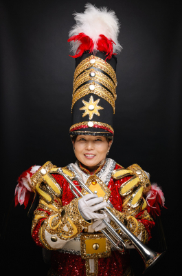 Soo Lee, Optimists Alumni (Mardi Gras costume, 2016)
Photo by David Johns
Keywords: 2016