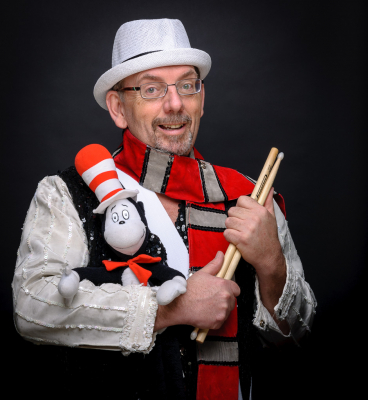 Doug Darwin, Optimists Alumni (Mardi Gras costume, 2016)
Photo by David Johns
Keywords: 2016