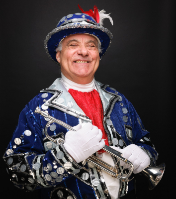 Joe Gianna, Optimists Alumni (Mardi Gras costume, 2016)
Photo by David Johns
Keywords: 2016