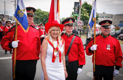 Mayor Crombie with Toronto Signals (Canada Day, Port Credit, 2016)
Photo by David Johns
Keywords: 2016