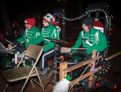 Lorne, Judy and Doug (Brampton Santa Claus parade, 2016)
Photo by David Johns
Keywords: 2016