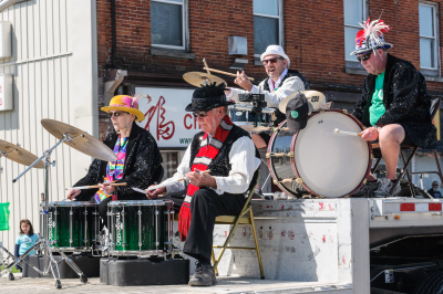 Judy, Lorne, Doug & Rick, Optimists Alumni (Woodstock, 2016)
Photo by David Johns
Keywords: 2016