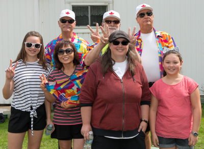 Back: Rick, Bob, Mike; Front: Laura, Soo, Liz and Lindsay (BBQ, 2017)
Photo by David Johns
Keywords: 2017