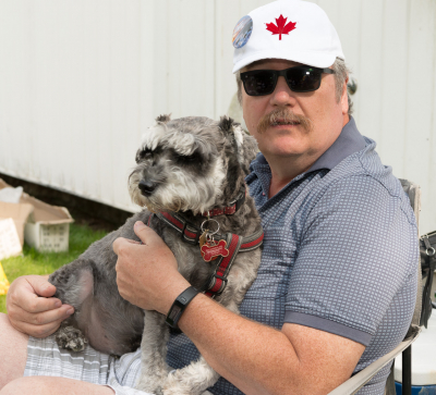 Jim Hyslop and Beckett (BBQ, 2017)
Photo by David Johns
Keywords: 2017