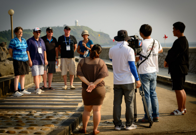 Judy, Doug, Dave, Barry and Salima being filmed for TV (Haenyeo, Jeju, 2017)
Photo by David Johns
Keywords: 2017