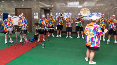 Optimists Alumni performing inside the City Hall (Seongnam City Hall, South Korea, 2017)
Photo by David Johns
Keywords: 2017
