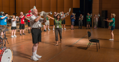 Optimists rehearsing Alumni (Jeju, South Korea, 2017)
Photo by David Johns
Keywords: 2017