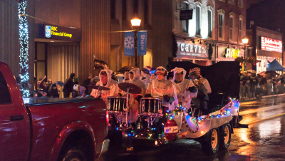 Optimists Alumni (Brampton Santa Parade, 2017)
Photo by David Johns
Keywords: 2017