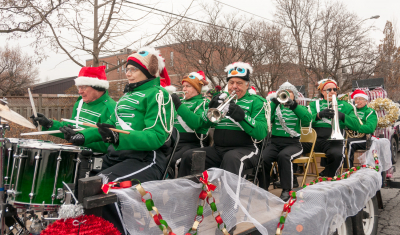 Optimists Alumni (Etobicoke Santa Parade, 2017)
Photo by Eric McConachie
Keywords: 2017