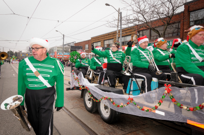 Optimists Alumni (Etobicoke Santa Claus Parade, 2017)
Photo by Eric McConachie
Keywords: 2017
