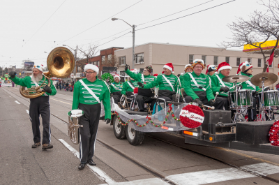 Optimists Alumni (Etobicoke Santa Parade, 2017)
Photo by Eric McConachie
Keywords: 2017