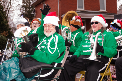 Optimists Alumni (Guelph Santa Parade, 2017)
Photo by Eric McConachie
Keywords: 2017
