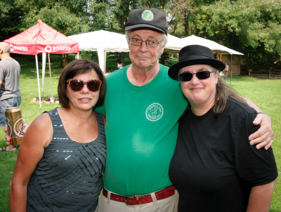 Debbie, Brian and Liz (BBQ, 2018)
Photo by David Johns
Keywords: 2018