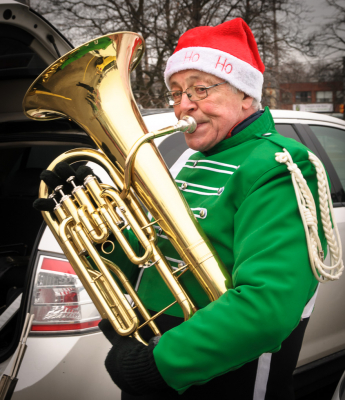 Brian Collingdon, Optimists Alumni (Etobicoke Santa Parade, 2018)
Photo by Eric McConachie
Keywords: 2018