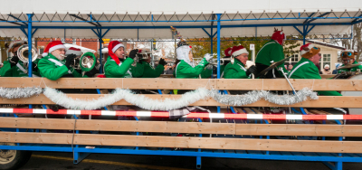 Optimists Alumni (Guelph Santa Parade, 2018) 
Photo by Eric McConachie
Keywords: 2018