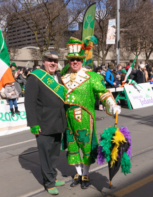 Barry Woods and ?, Optimists Alumni (Toronto, St Pat's Parade, 2018)
Photo by David Johns
Keywords: 2018