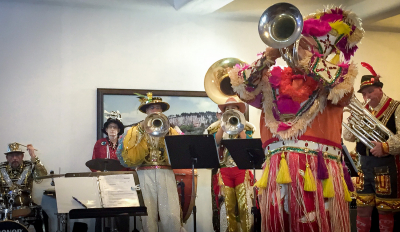 Mark Sichewski playing solo for "It's a Wonderful World", Optimists Alumni performing (Jeju, South Korea, 2019)
Photo by Lindsay and Laura Weiler
Keywords: 2019