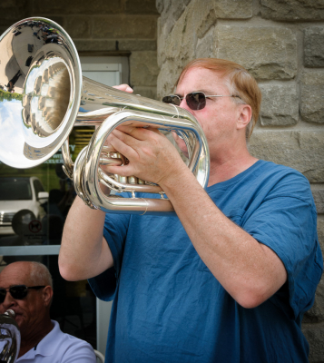 Russ Braman with Mike (in the corner), Optimists Alumni (Woods BBQ, 2019)
Photo by Eric McConachie
Keywords: 2019