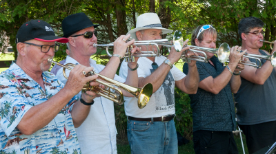 Geoff, Doug, Rick, Kevin and Jason, Optimists Alumni (Woods BBQ, 2019)
Photo by Eric McConachie
Keywords: 2019