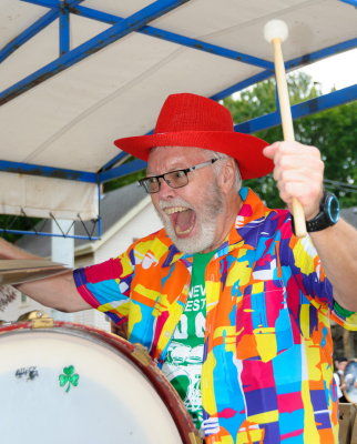 Ken Taylor going ape (Grape Festival, 2019)
Photo by Eric McConachie
Keywords: 2019