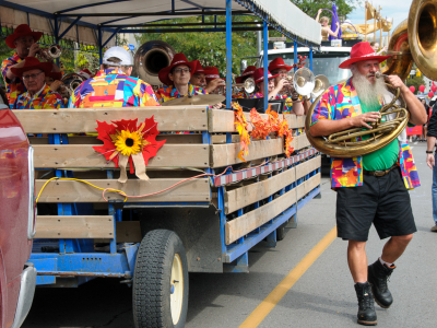 Optimists Alumni (Grape Festival, 2019)
Photo by Eric McConachie
Keywords: 2019