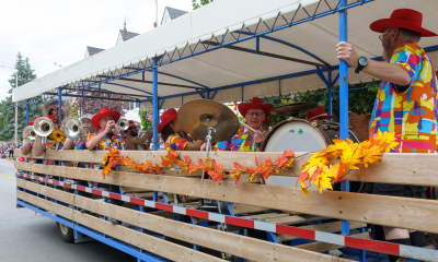 Optimists Alumni (Grape Festival, 2019)
Photo by Eric McConachie
Keywords: 2019