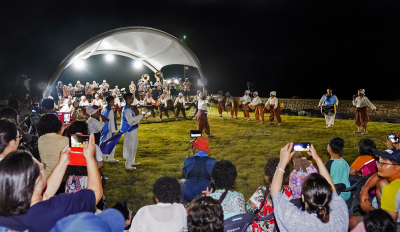 Optimists Alumni with Haenyeo Dancers (Gosan-ri Haenyeo Outdoor Stage, Jeju, 2019)
Photo from Jeju Tourism website
Keywords: 2019