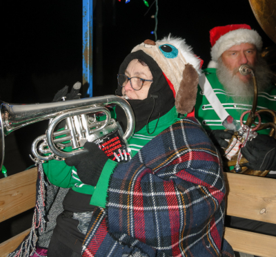 Heather and Keith, Optimists Alumni (Aurora Santa Parade, 2019)
Photo by Eric McConachie
Keywords: 2019