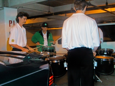 Al Taylor, John Swartz and Chris Taylor practicing before show (G.A.S., 2004)
Photographer unknown
Keywords: 2004