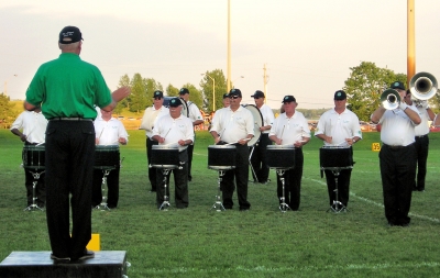 Brian Byrne conducting the Optimists Alumni (Belleville, 2005)
Keywords: 2005