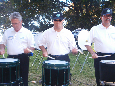 Bob Cook, John Swartz and Gord Lefevre (BBQ, 2004)
Keywords: 2004