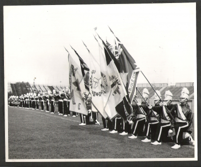 Toronto Optimists on the finish line (1960)
Keywords: 1960