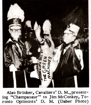 Cavaliers make a presentation to the Optimists (Mundelein, IL, 1963)
Photo by Don Daber (from Drum Corps News)
Keywords: 1963