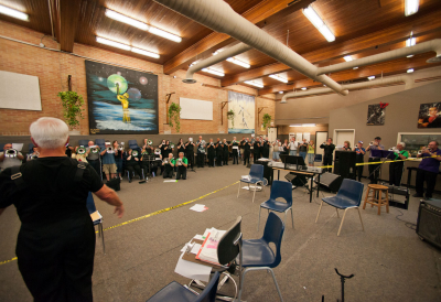 massed corps rehearse "Walk Alone" (Simcoe, 2012)
Photo by David Johns
Keywords: 2012