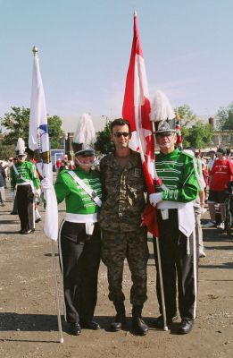 Susan Roberts and Dave John's with a soldier (Warriors Day, 2008)
Photo by Eric McConachie
Keywords: 2008