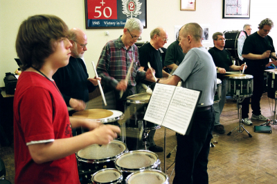 Rehearsing at the Legion (2007)
Photo by Dave Johns
Keywords: 2007