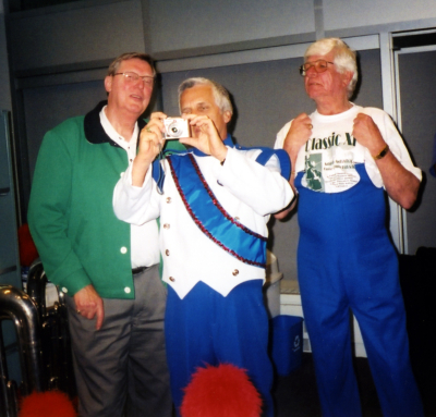 Phil Hennings, Warren Berger and Frank Rivier, Optimists Alumni dressed for Lotto 6/49 promo (2004)
Photo submitted by Ric Brown
Keywords: 2004