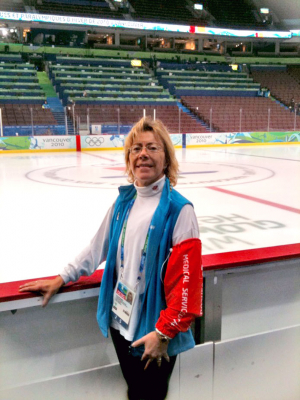 Carol Munro at the 2010 Olympics
Keywords: 2010