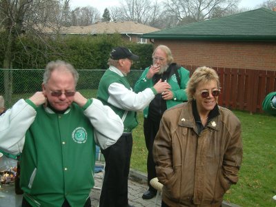 Front: George Wright, Carol Munro; Back: Lorne Ferrazzutti, Paul Thompson (Ric Brown's, 2005)
Photo by Frank Rood
Keywords: 2005