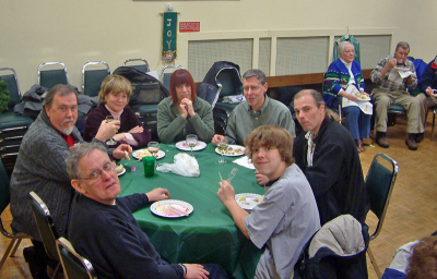Optimists Alumni Christmas Party (2005)
Photo by Frank Rood
Keywords: 2005