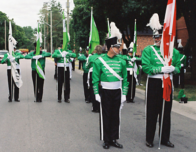 Optimists Alumni before the parade started (Cambridge, 2007)
Photo by Eric McConachie
Keywords: 2007