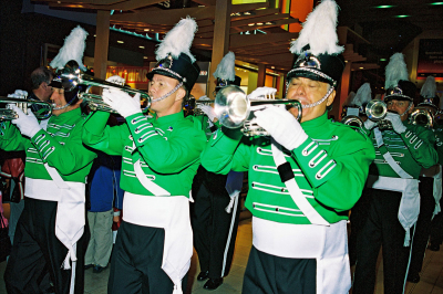 Optimists Alumni (Yorkdale Santa Claus Parade, 2007)
Photo by Eric McConachie
Keywords: 2007