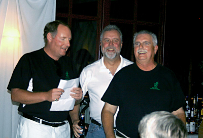 Ric Brown, Brian Hogan & John Giblin (Rochester, 2007)
Photo by Pat Buttigieg
Keywords: 2007