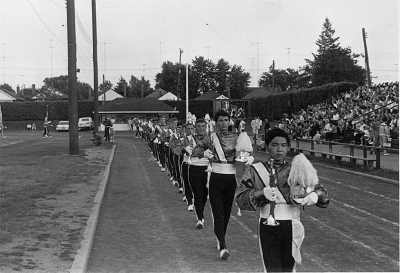 Optimists Alumni on the track (East York Stadium, Toronto, 1967)
Photo by Frank Rood
Keywords: 1967