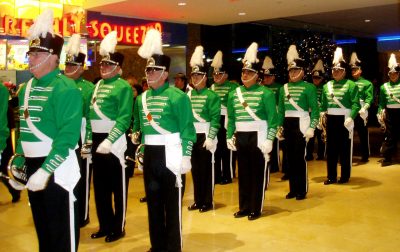 Optimists Alumni (Yorkdale Santa Claus Parade, 2007)
Photo by Jan Burgess
Keywords: 2007