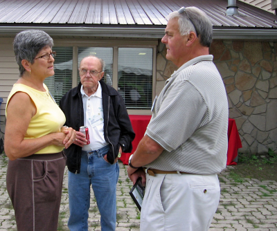 June Owen, Clare Reid, Bob Cook (2008 Reunion)
Photo by Phil Hennings
Keywords: 2008