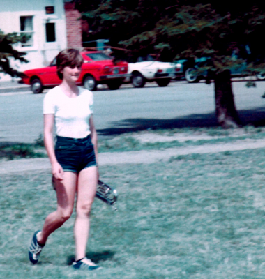 Pat Tunney (now Buttigieg), probably 1977
These days Pat is playing mellophone in the Alumni Corps.

Photo submitted by Mark Decloux
Keywords: 1977